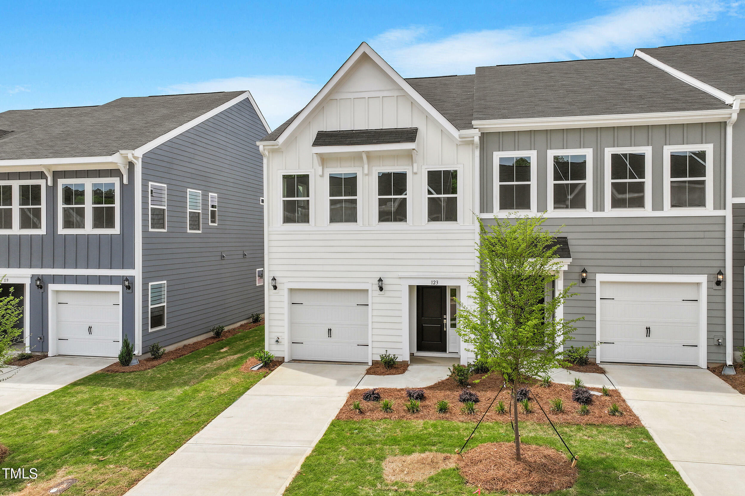Property Photo: 123 Central Townes Way 302 NC 27603