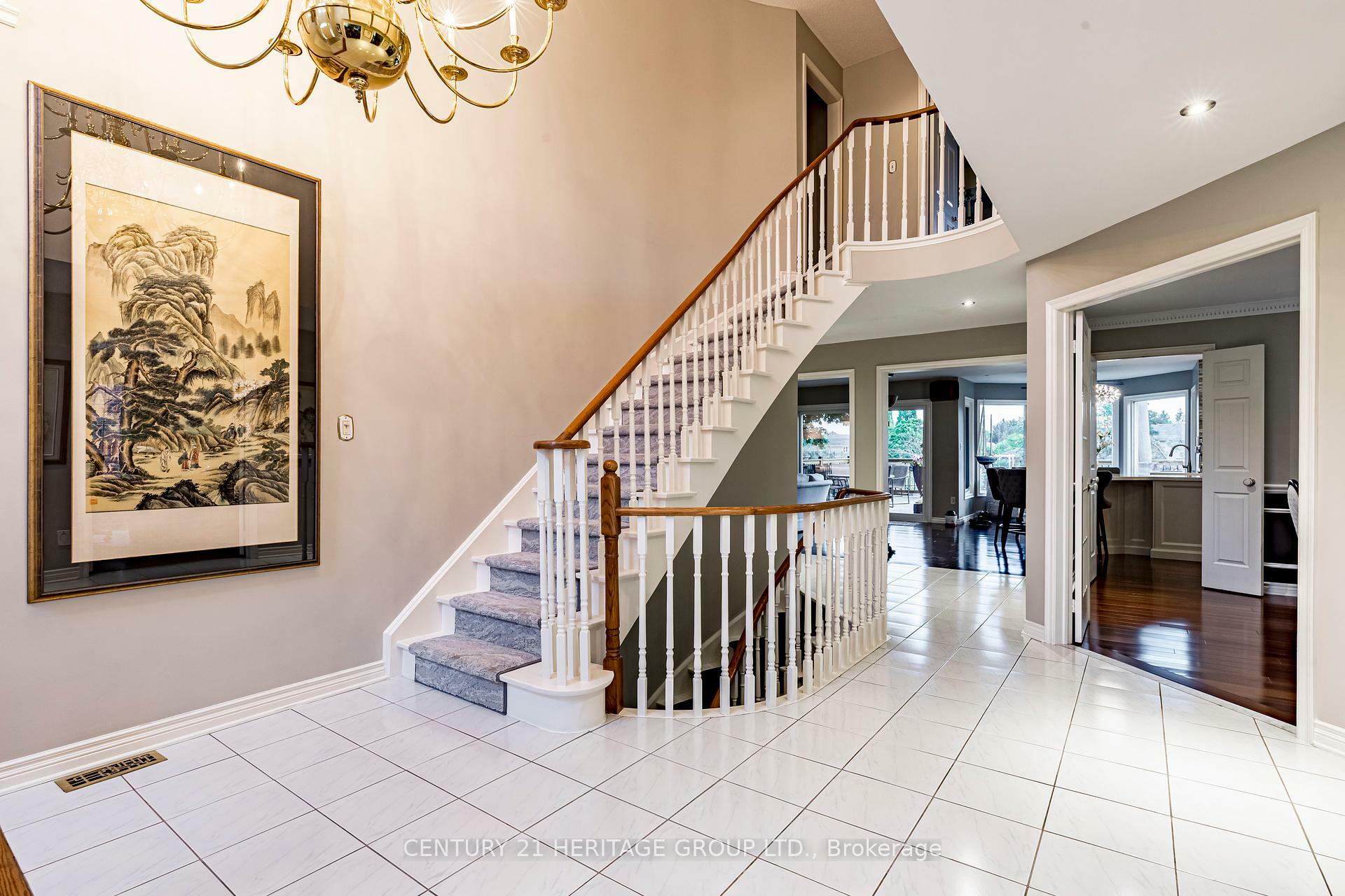 Photo de la propriété: 2010 Parklane Crescent ON L7M 3V5