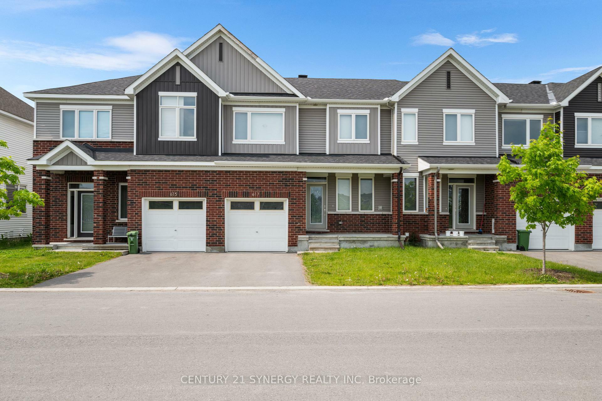 Photo de la propriété: 617 Chillerton Drive ON K2J 6X8