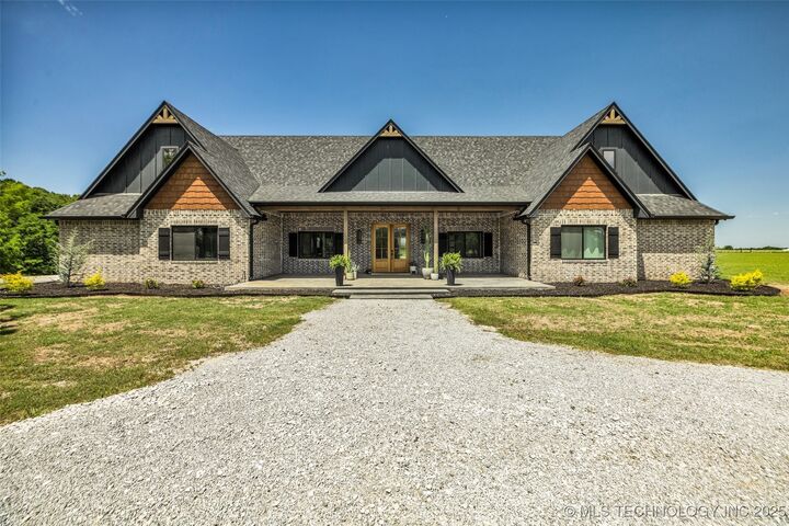Property Photo:  35795 E 231st Street S  OK 74454 