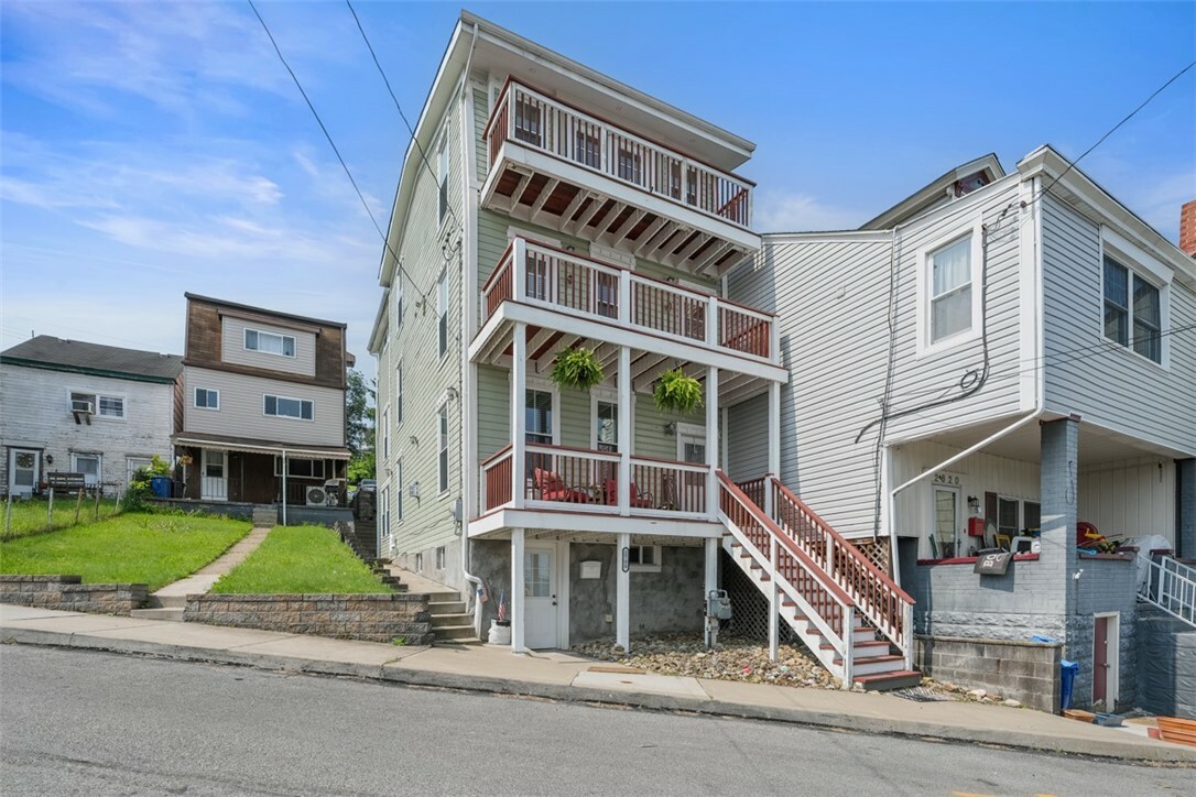 Property Photo: 2700 Sumner St PA 15203