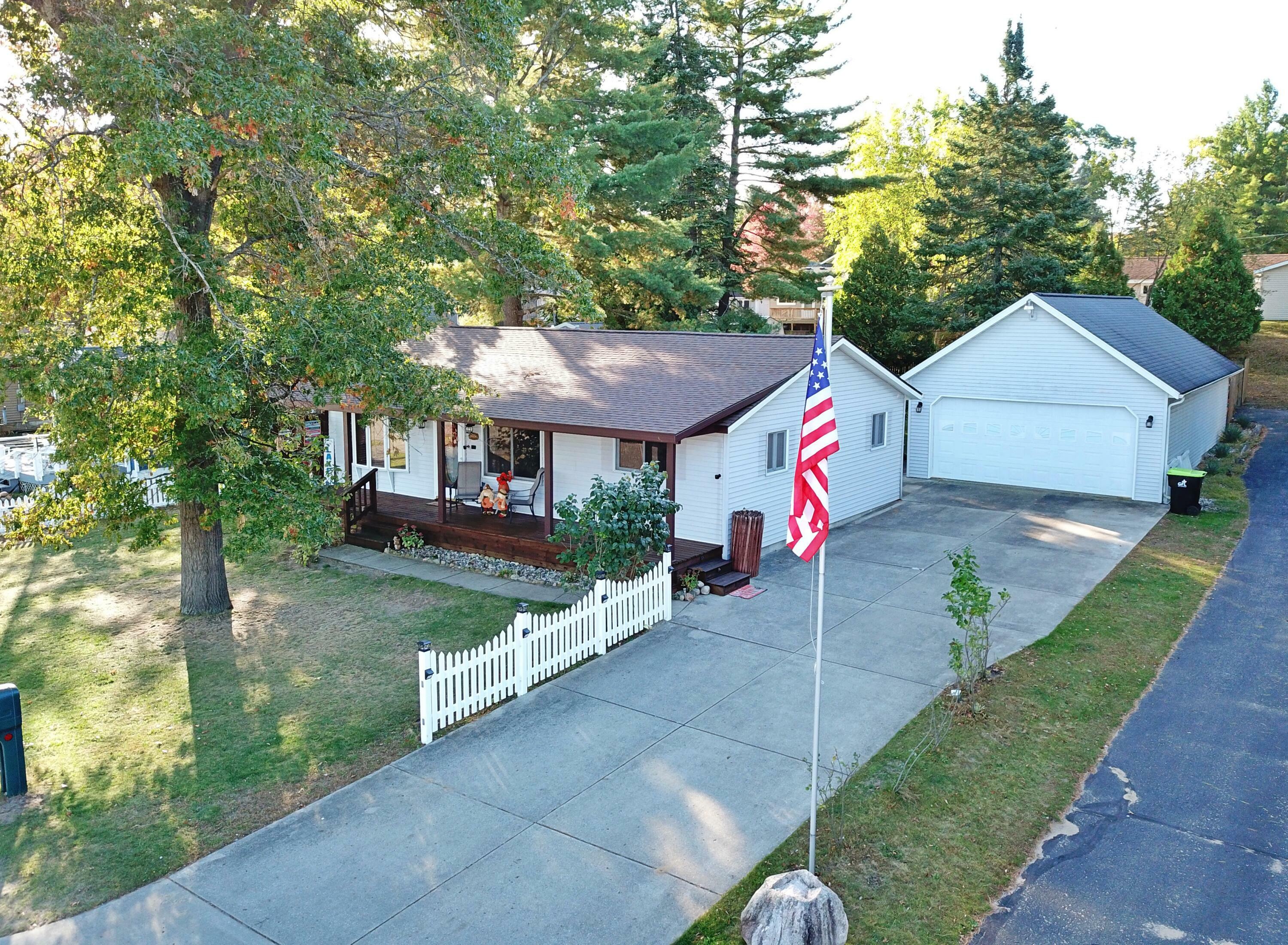 Property Photo: 9406 Adams Road MI 48656