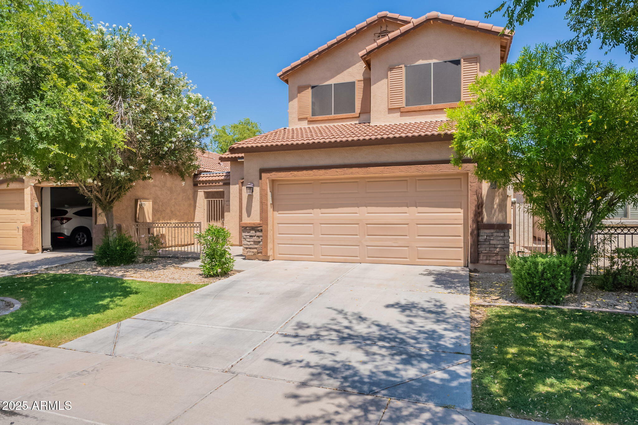 Property Photo: 931 S Racine Lane AZ 85296