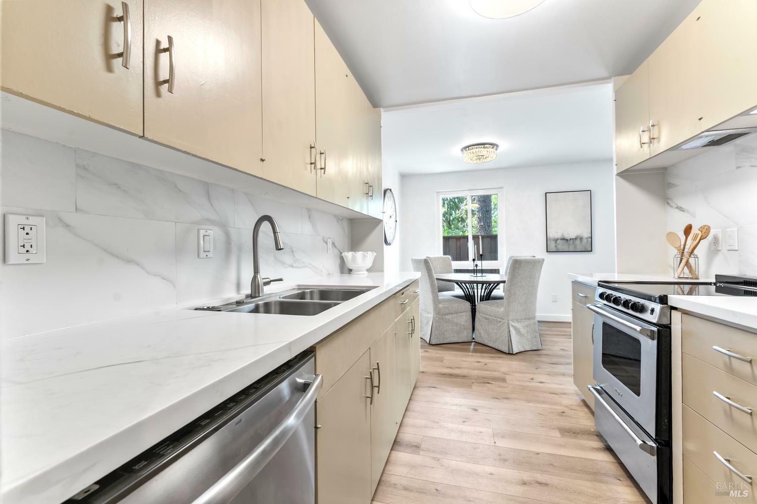 Property Photo: 81 Forest Lane CA 94903