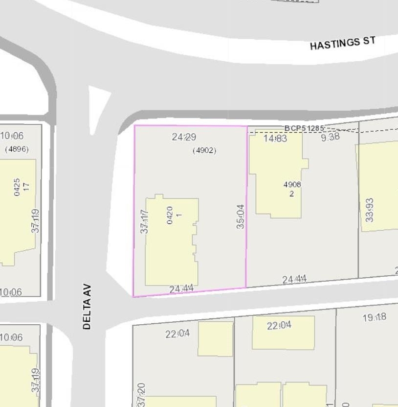 Property Photo: 420 Delta Avenue BC V5B 3C8