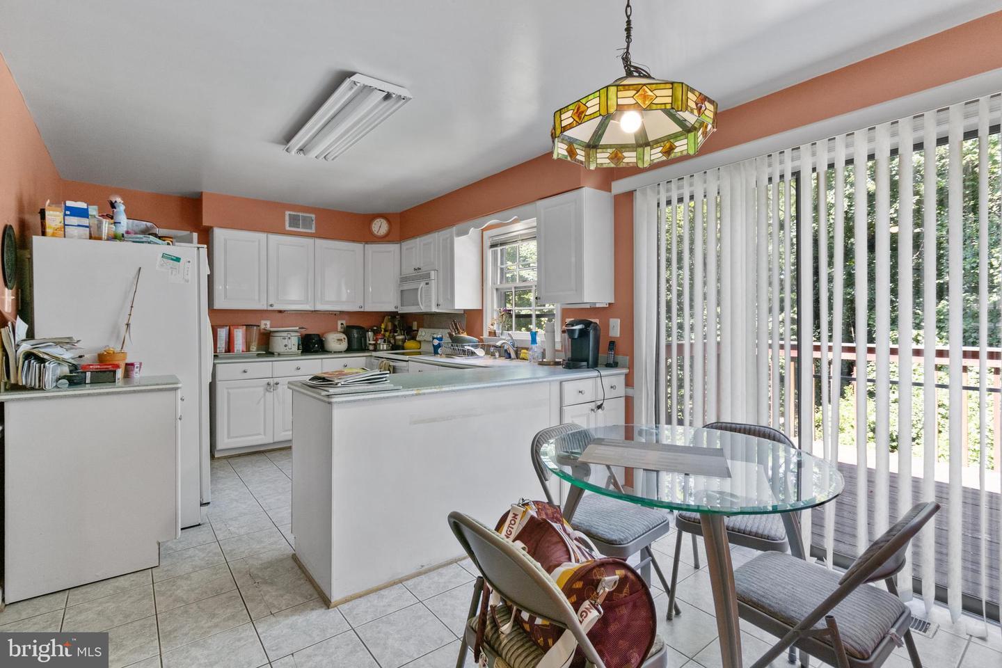 Property Photo: 17 Farm Haven Court MD 20852