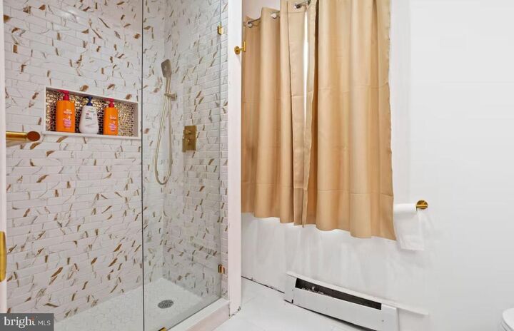 Property Photo:  204 Academy Street S  NJ 08618 