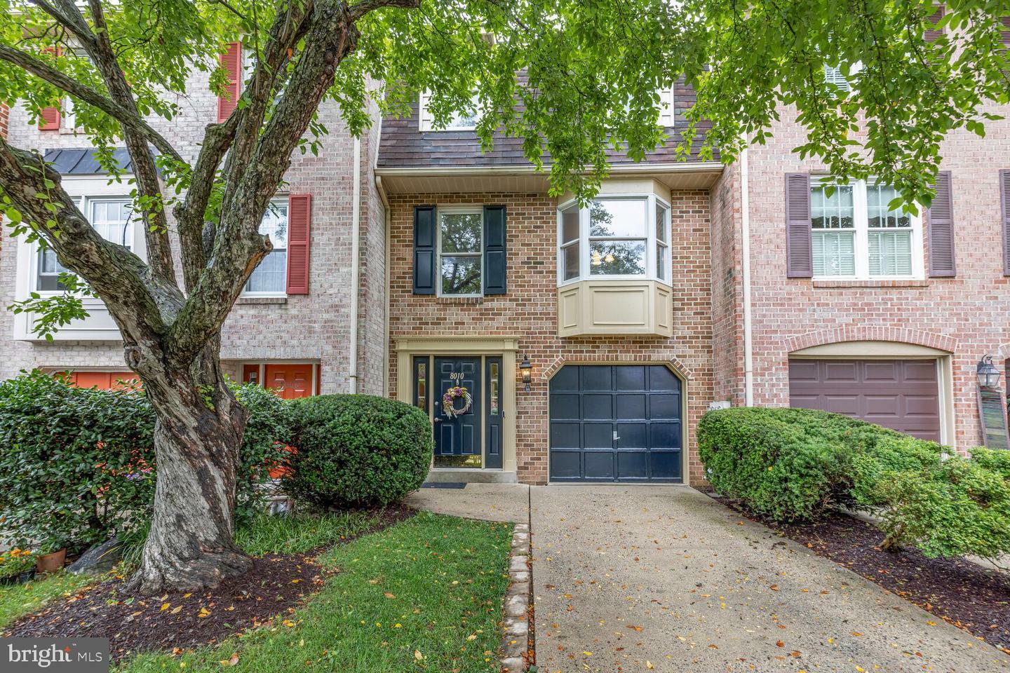 Property Photo:  8010 Hollow Reed Court  MD 21701 
