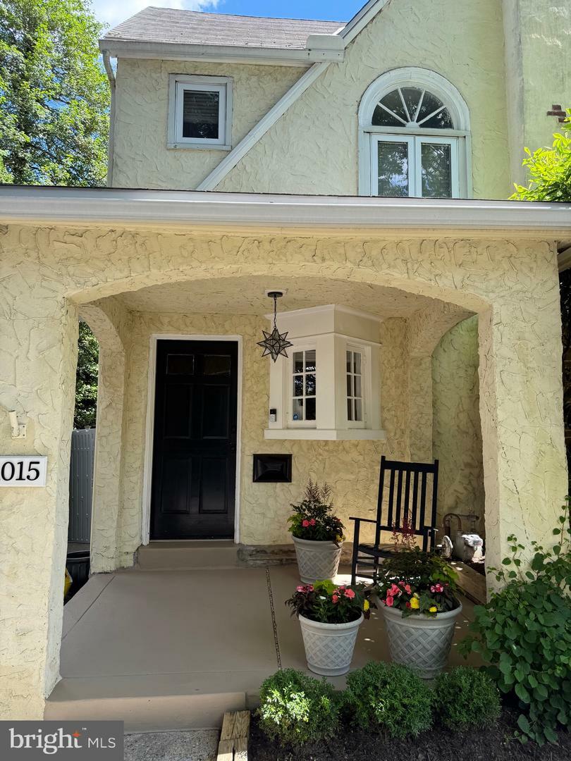 Property Photo: 1015 Barr Lane PA 19035