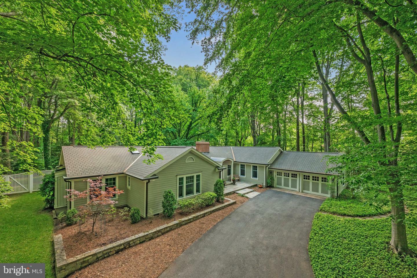 1110 Kelso Road  Great Falls VA 22066 photo