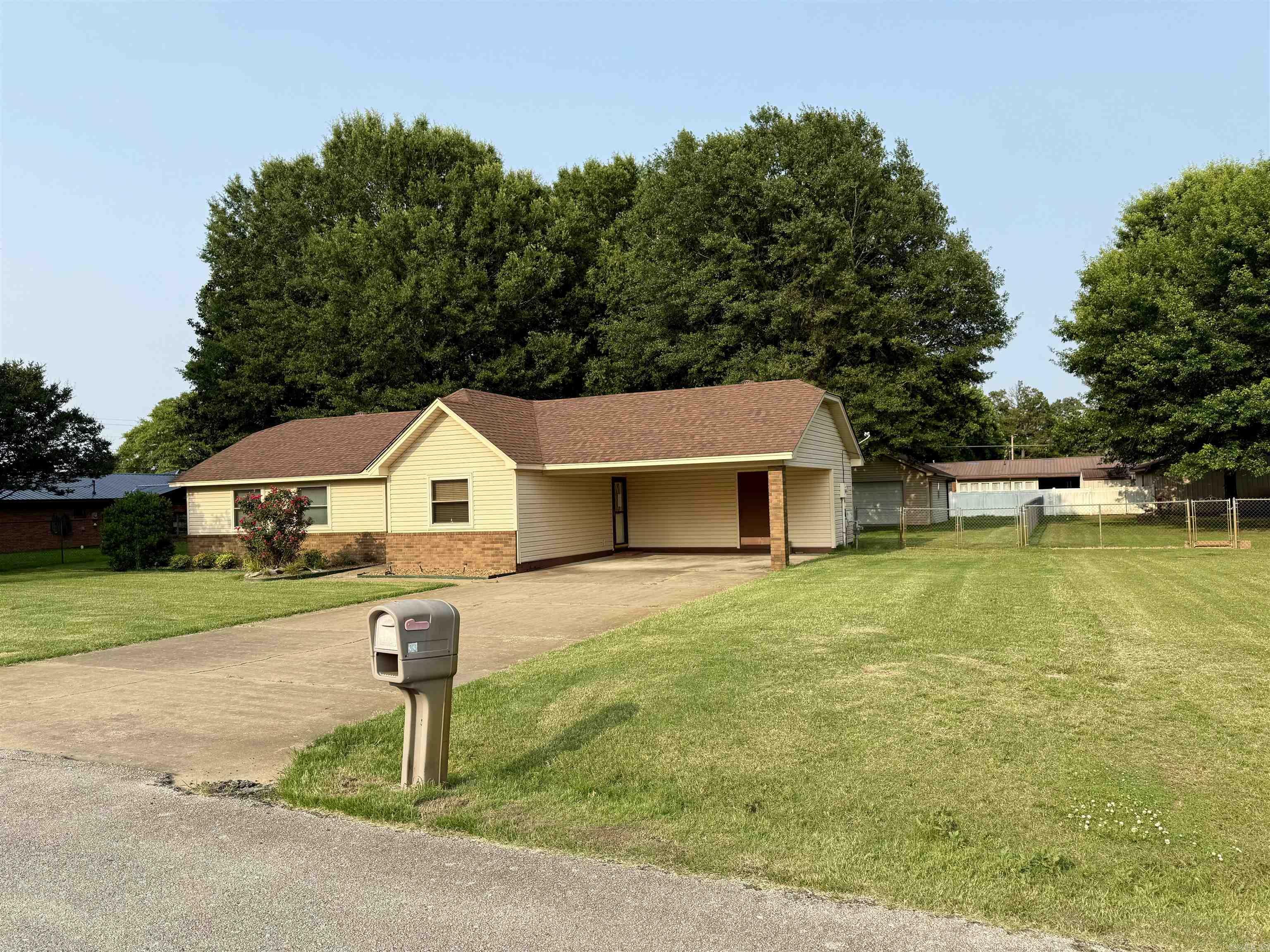 Property Photo: 33 Windfield Circle AR 72472