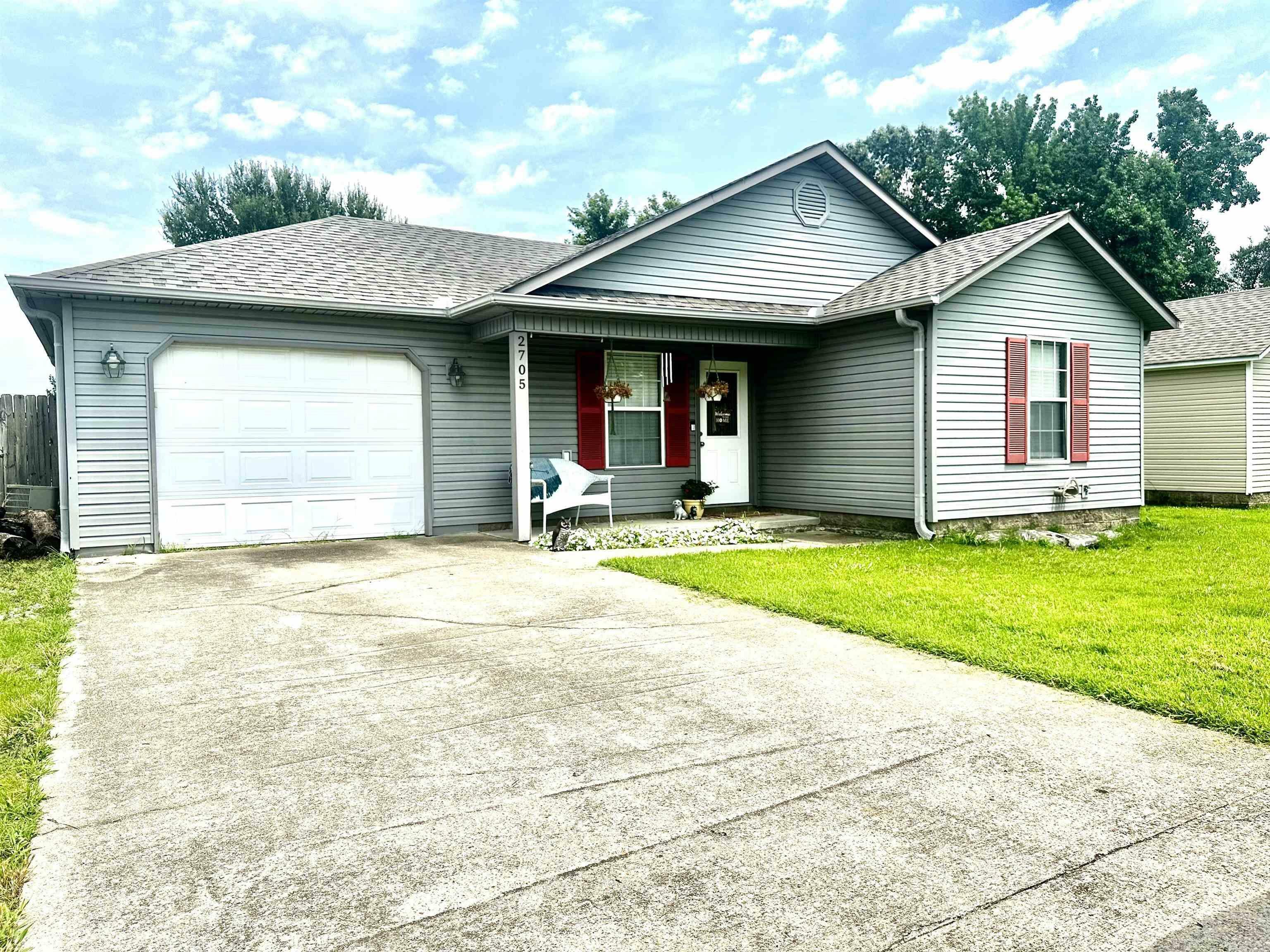 Property Photo: 2705 N 4 1/2 Street AR 72450