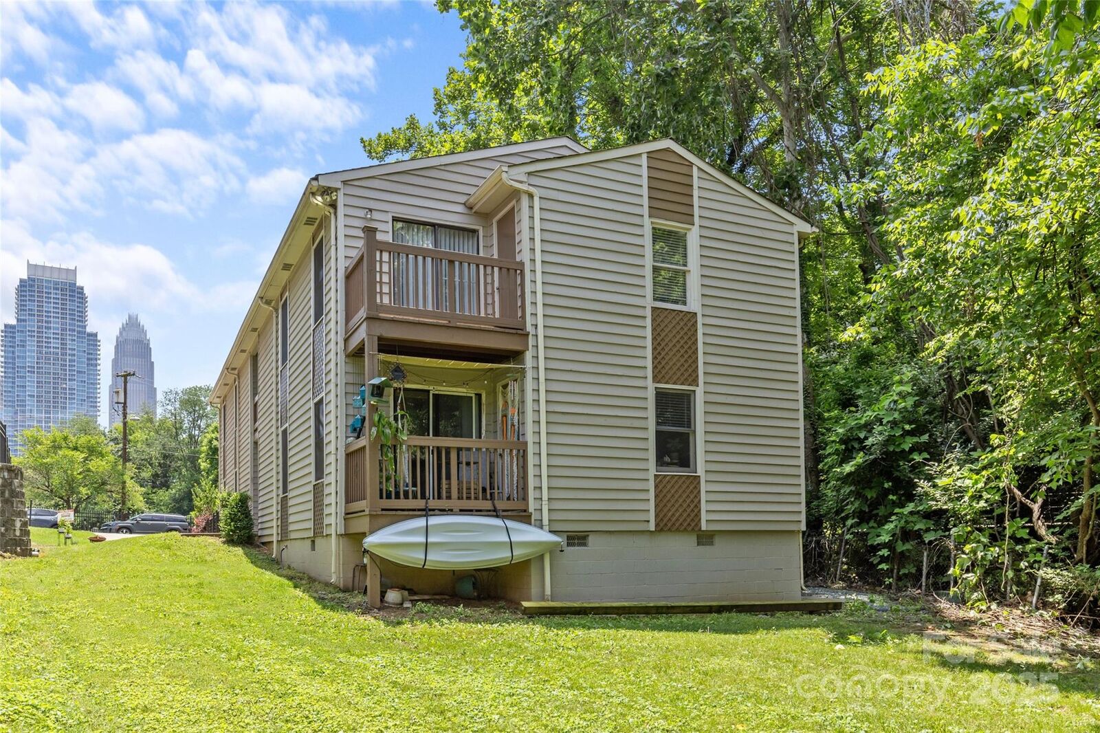 Property Photo:  221 N Cedar Street  NC 28202 