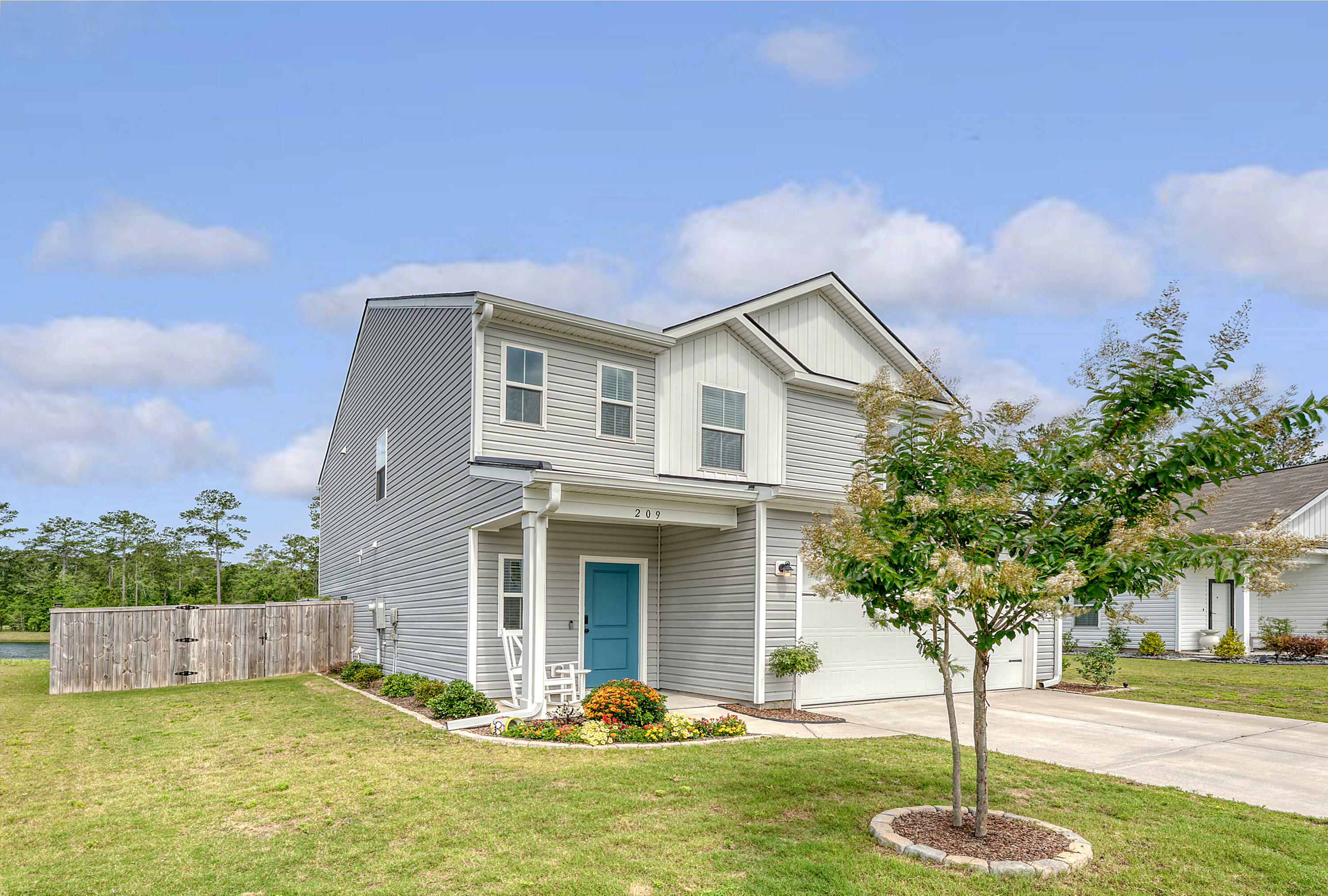 Property Photo:  209 Parkwood Vista Way  SC 29486 