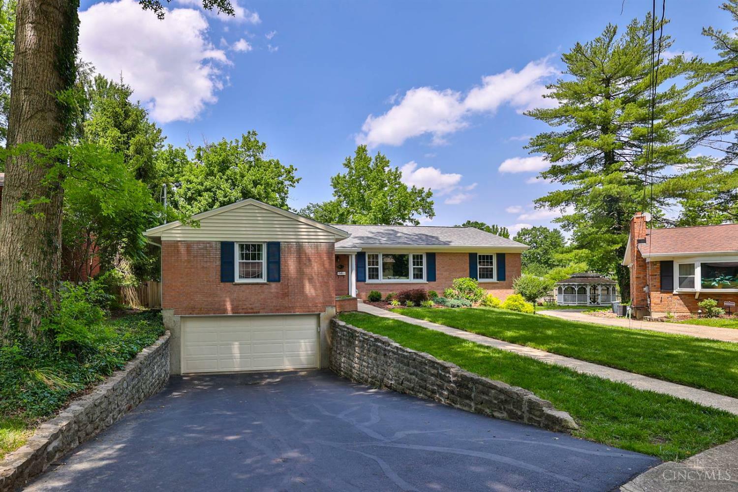 Property Photo: 6535 Teakwood Court OH 45224
