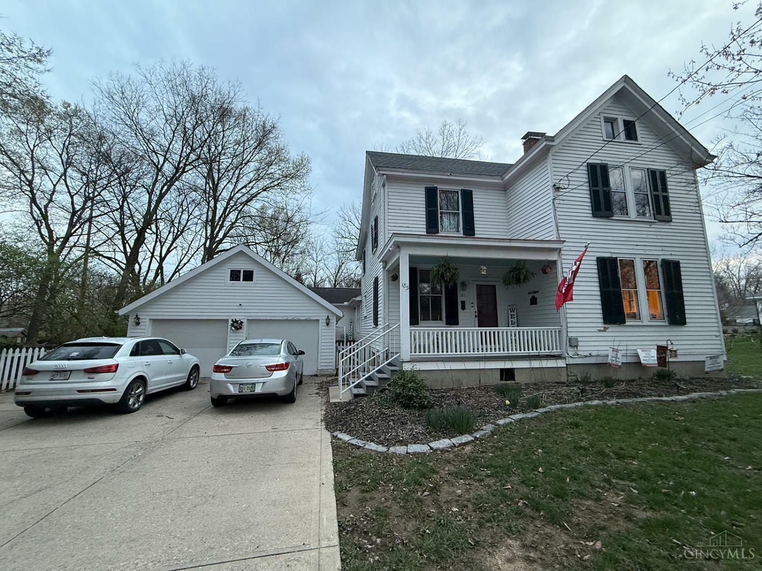 Property Photo: 185 Magnolia Avenue OH 45246
