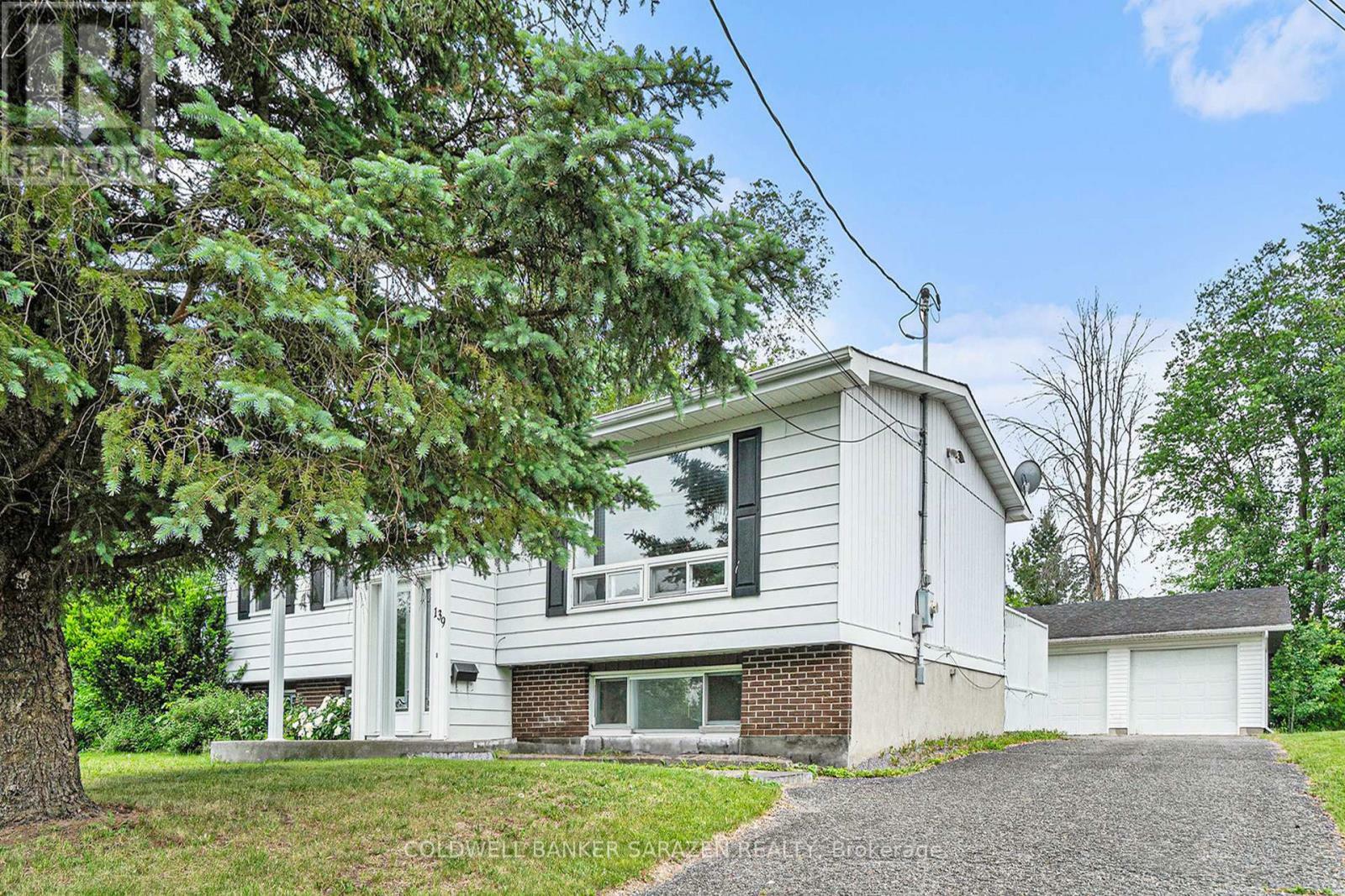 Property Photo: 139 Arthur Street ON K7S 1A5
