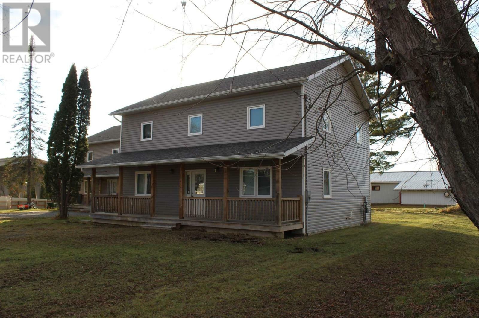 Property Photo: 101 Queen St ON P0W 1A0