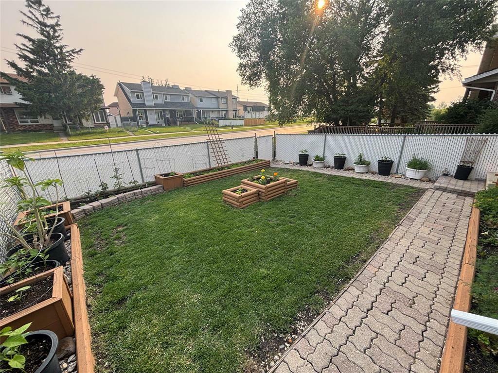 Photo de la propriété: 495 Murray Avenue MB R2V 4J1