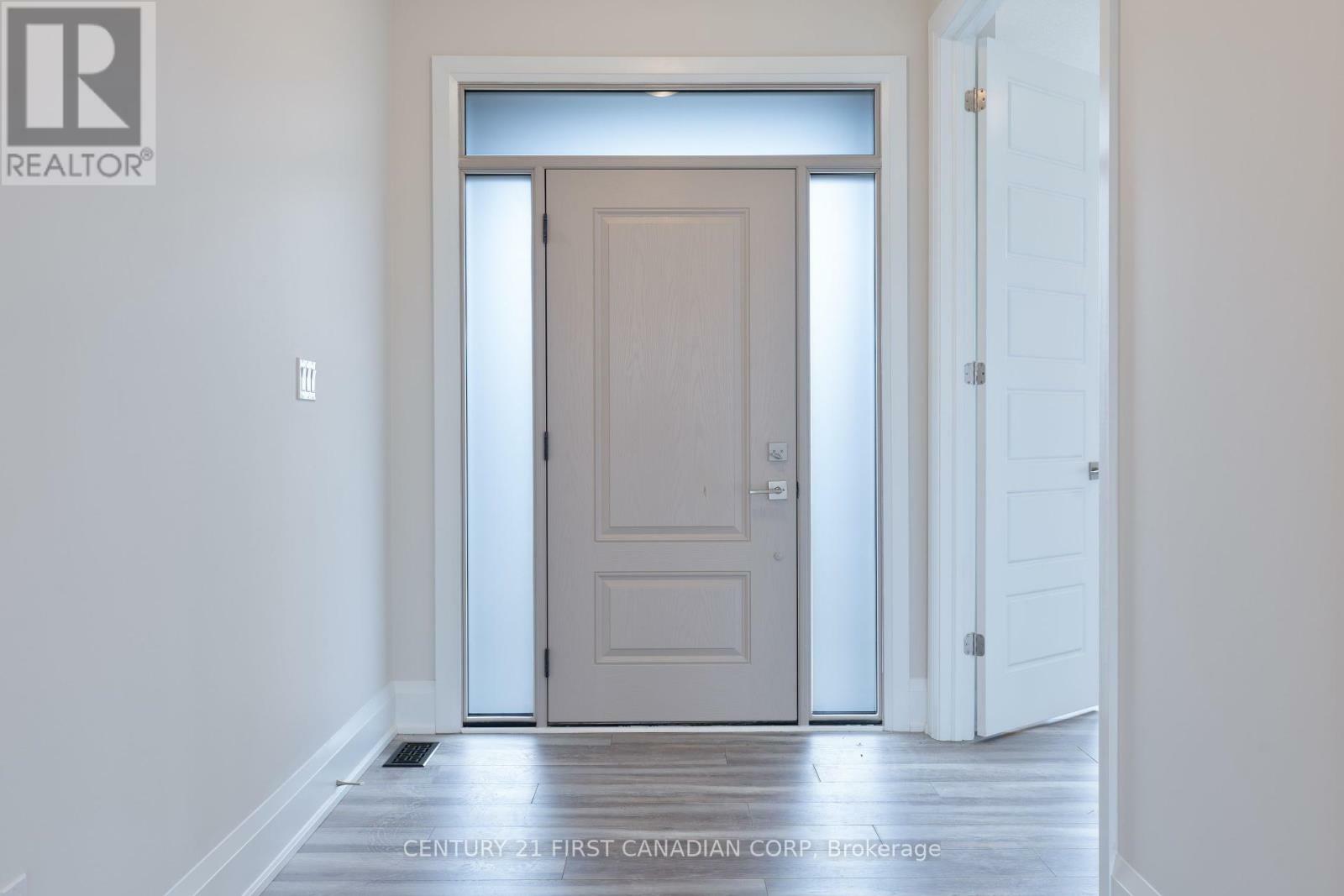 Photo de la propriété: 240 Leitch Street ON N0L 1J0