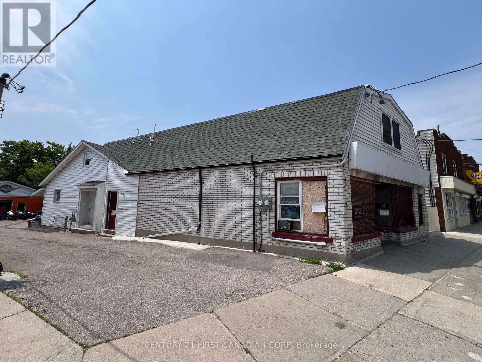 Property Photo: 745 & 749 Hamilton Road ON N5Z 1T8