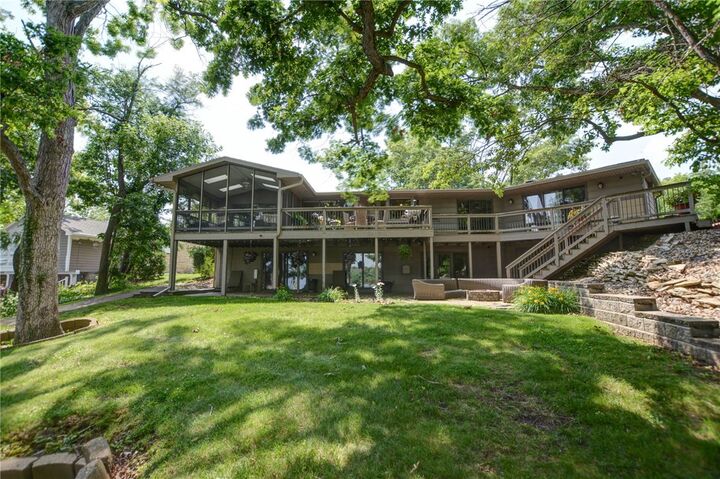 Property Photo: 2404 S Angle Court IL 62521