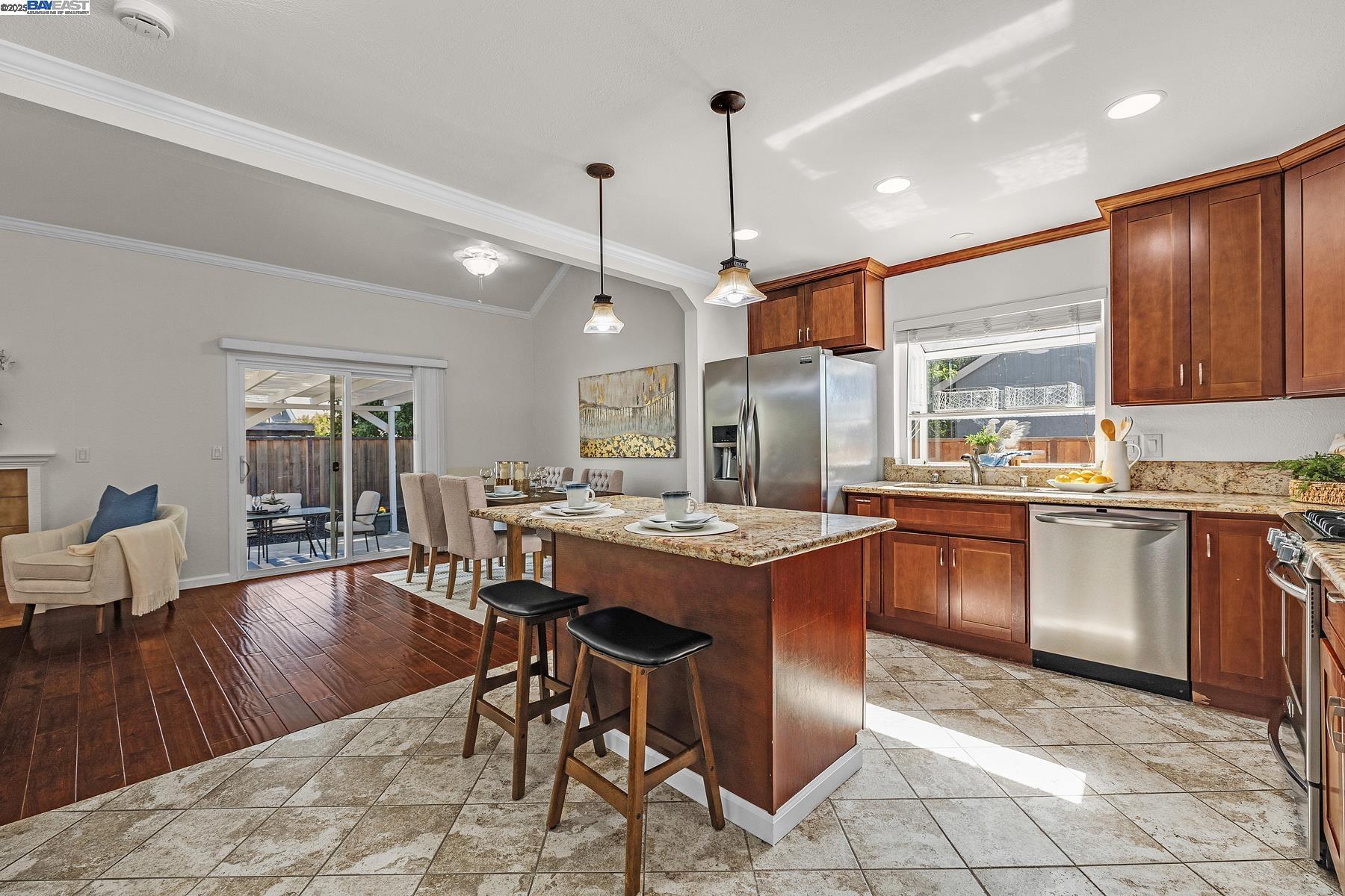 5487 Treeflower Dr  Livermore CA 94551 photo