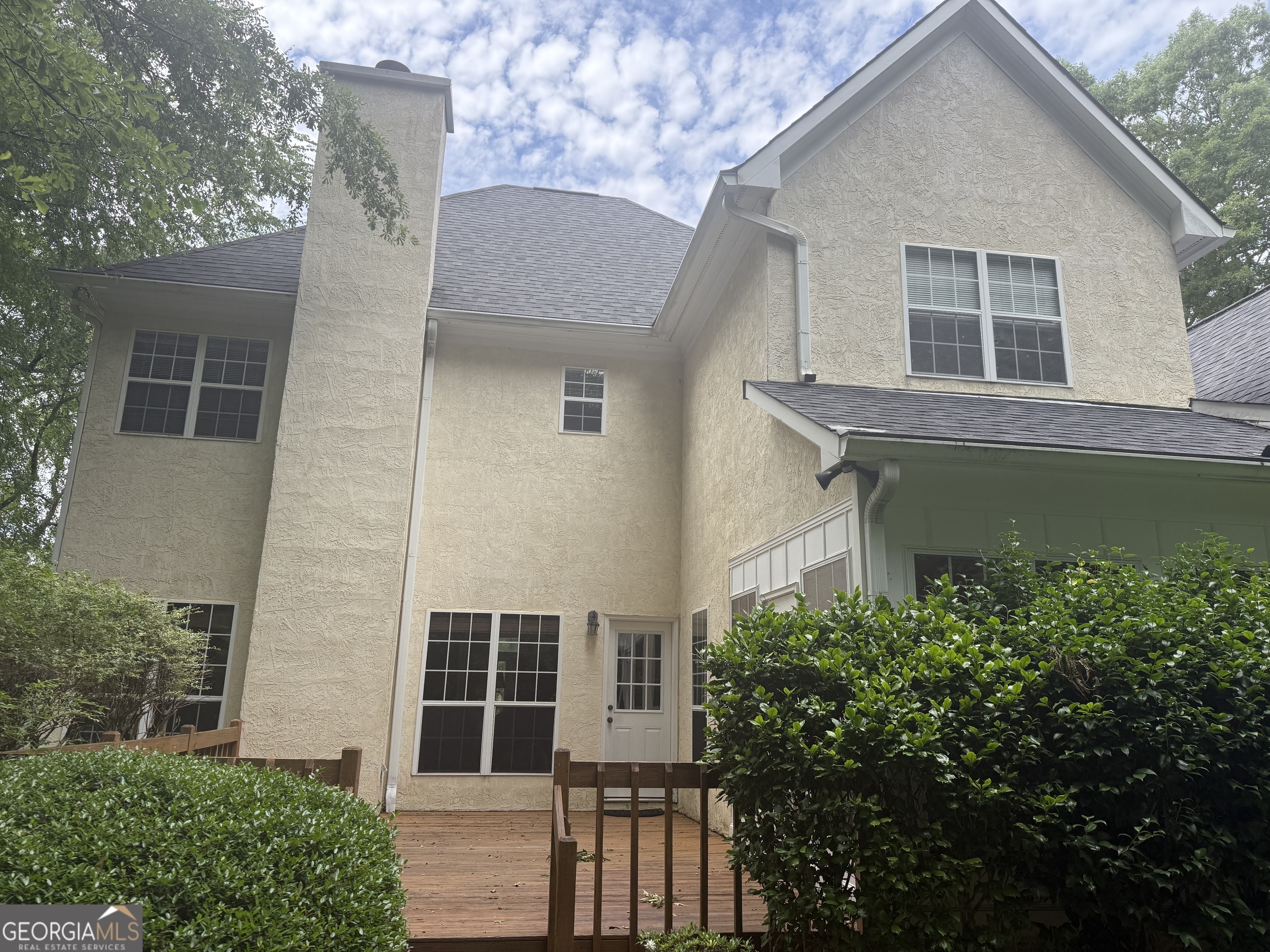 Property Photo: 102 Cameron Pointe Dr. GA 30240