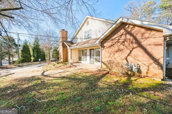 Property Photo:  1258 Minhinette Drive  GA 30075 