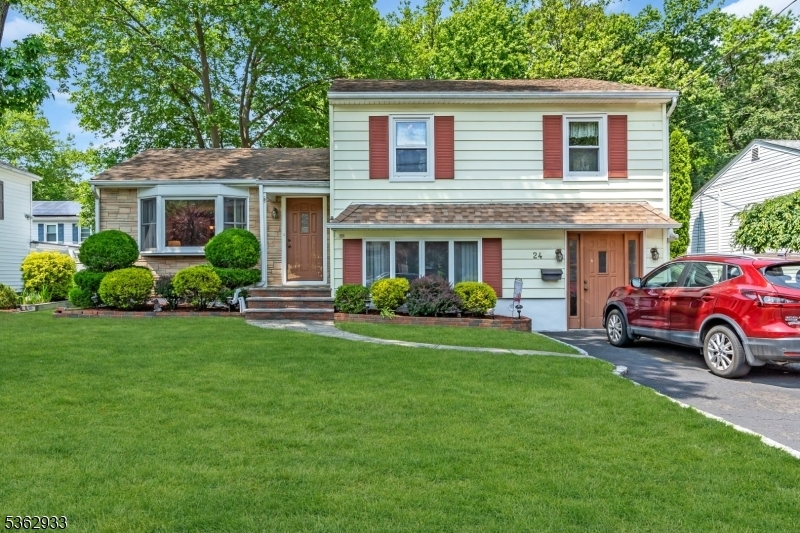 24 Sherwood Rd  Kenilworth Boro NJ 07033 photo