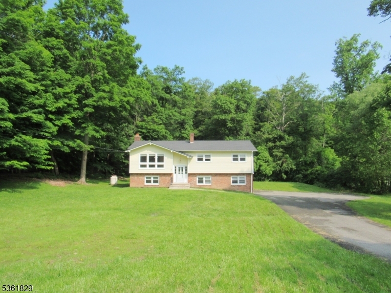 Property Photo:  81 Sammis Rd  NJ 07461 