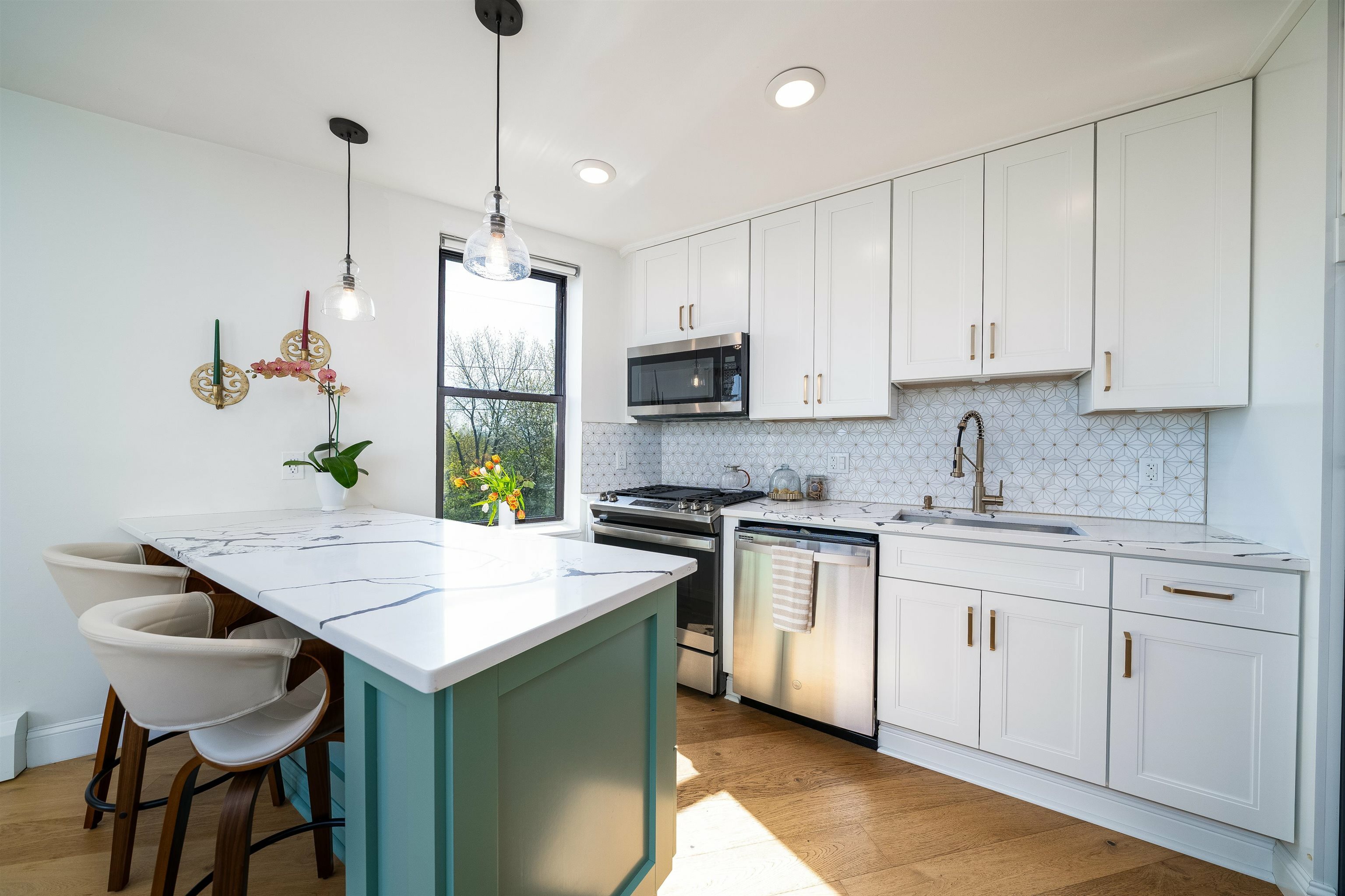 Property Photo: 787 Summit Ave 16(L) NJ 07307