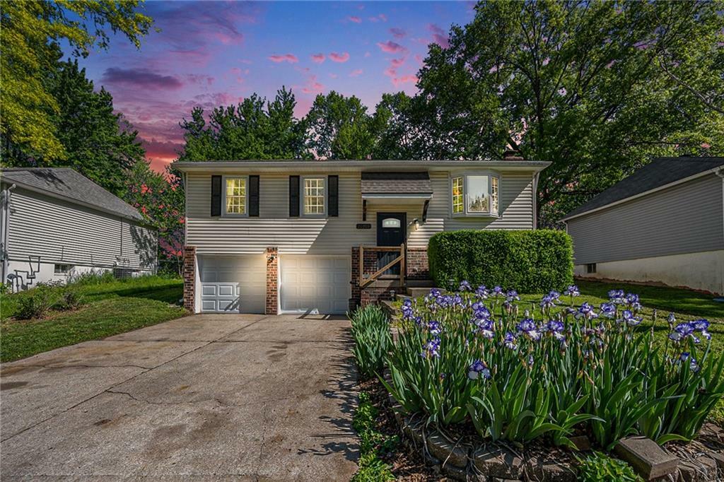 Property Photo:  20308 E 17th Terrace N  MO 64056 