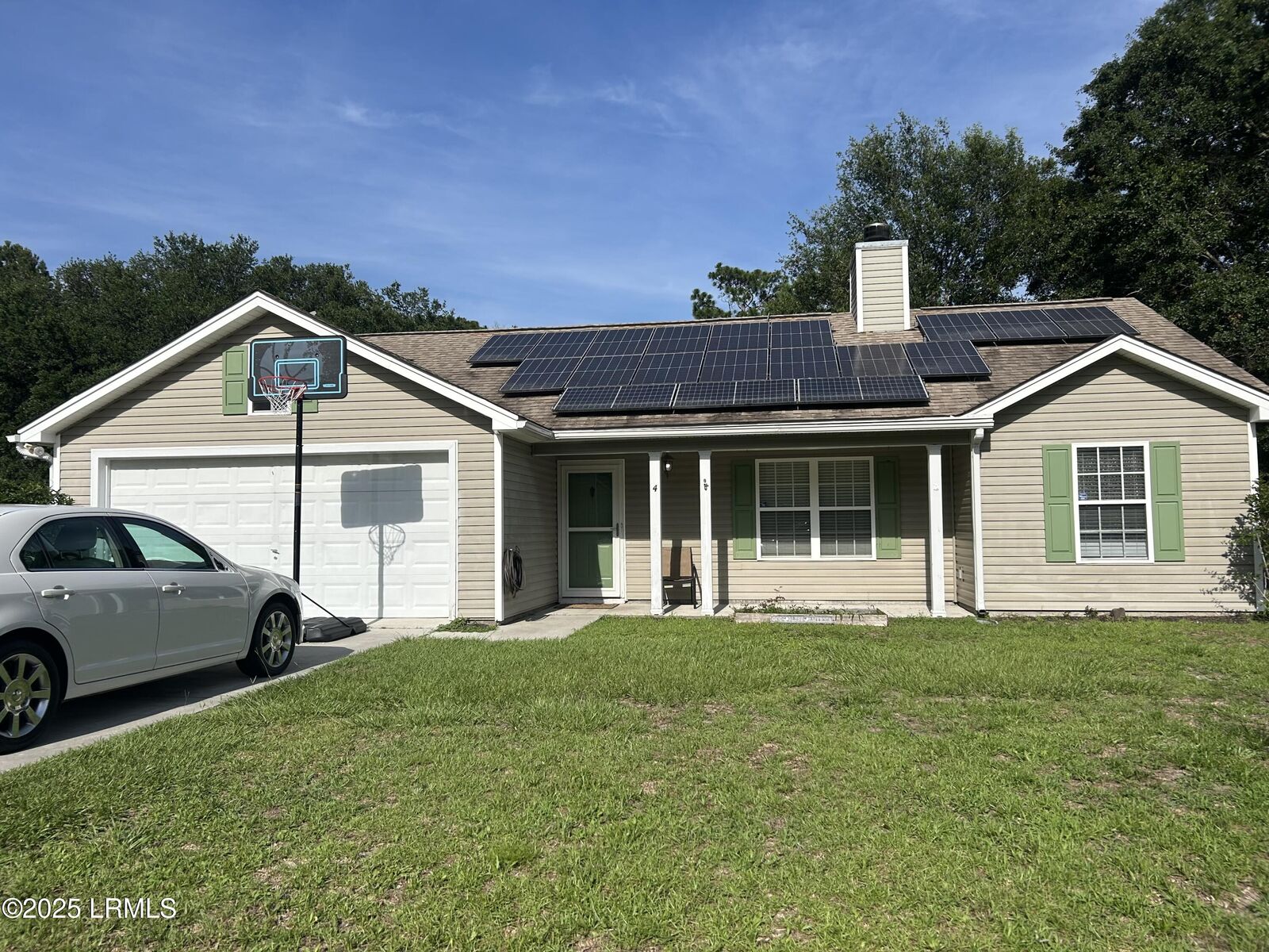 Property Photo:  4 Shiney Leaf Court  SC 29907 