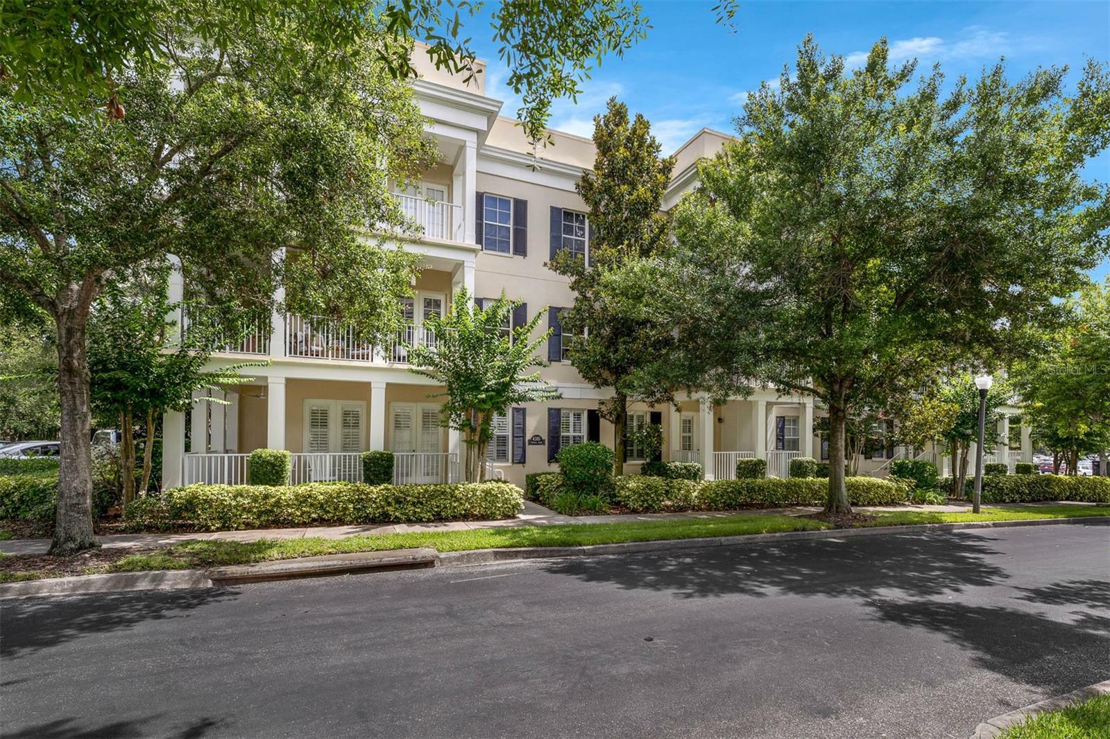 Property Photo: 4385 Wardell Place 13 FL 32814