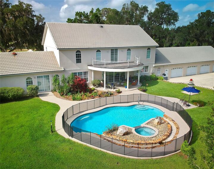 Property Photo: 5765 NW 110th Street FL 34482