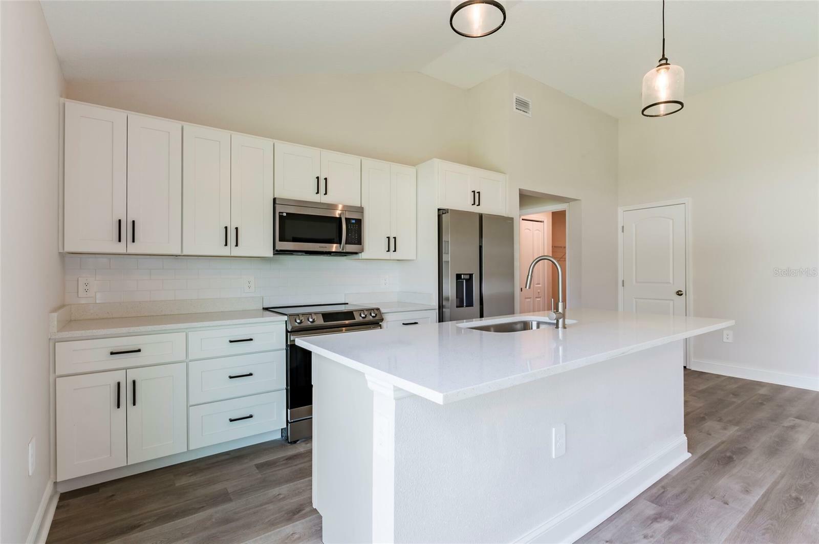 Property Photo: 200 Locust Pass FL 34472