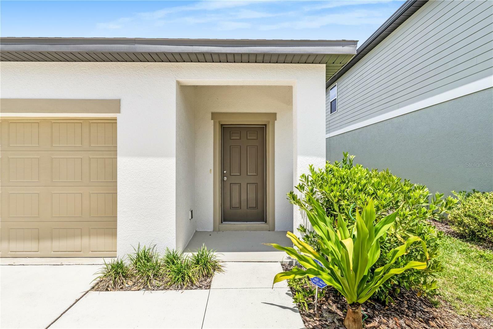 Property Photo: 2241 Litchfield Loop FL 32720