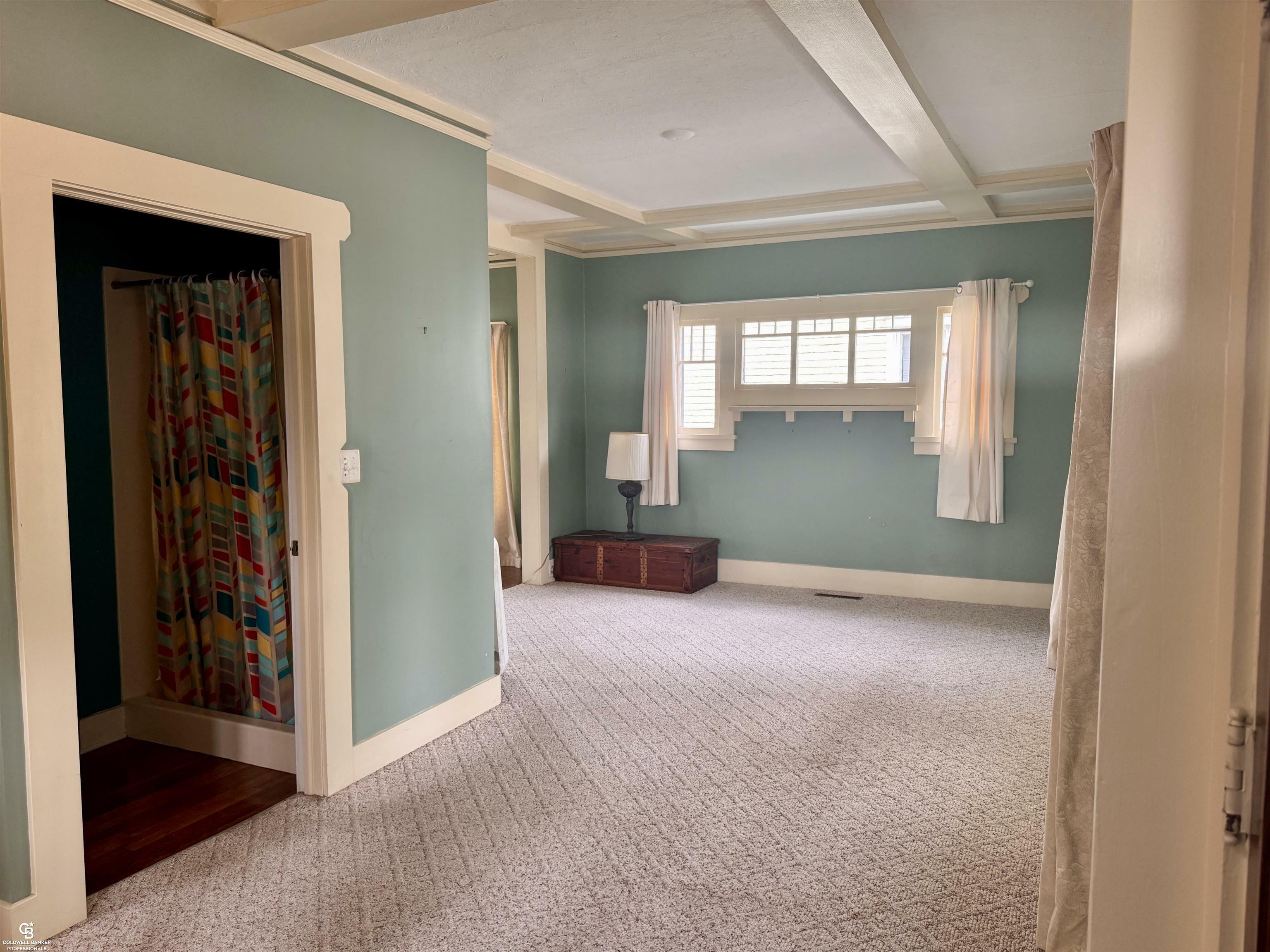 Property Photo: 1131 Water Street MI 48060