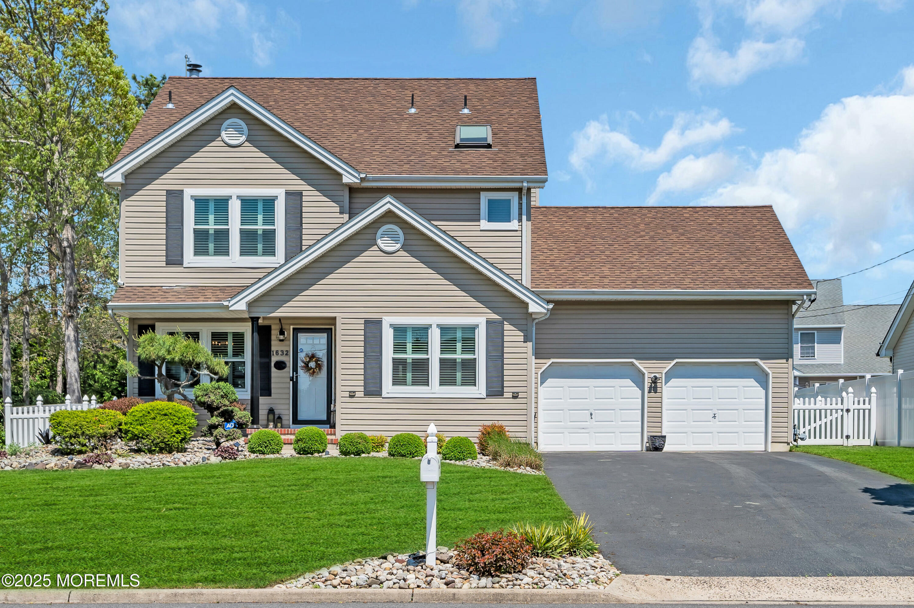 1632 Breakers Drive  Manahawkin NJ 08050 photo