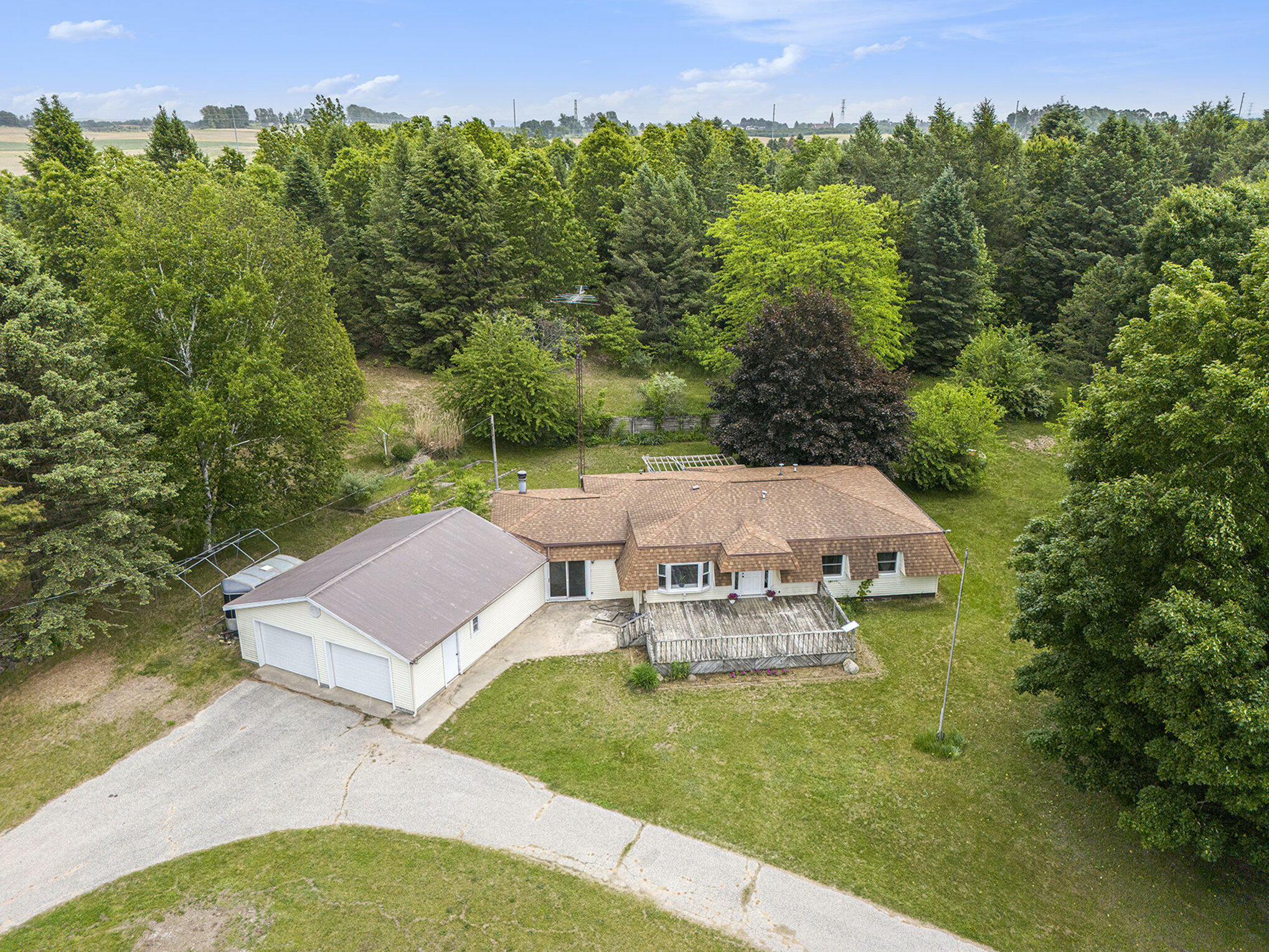 Property Photo: 5890 N Oceana Drive MI 49420