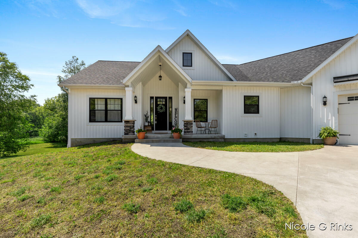 Property Photo: 9860 Button Road MI 48809