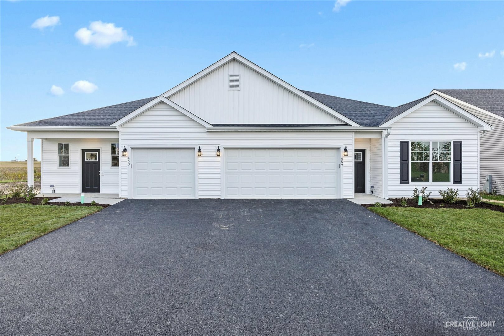 Property Photo: 514 S Preston Street IL 60112