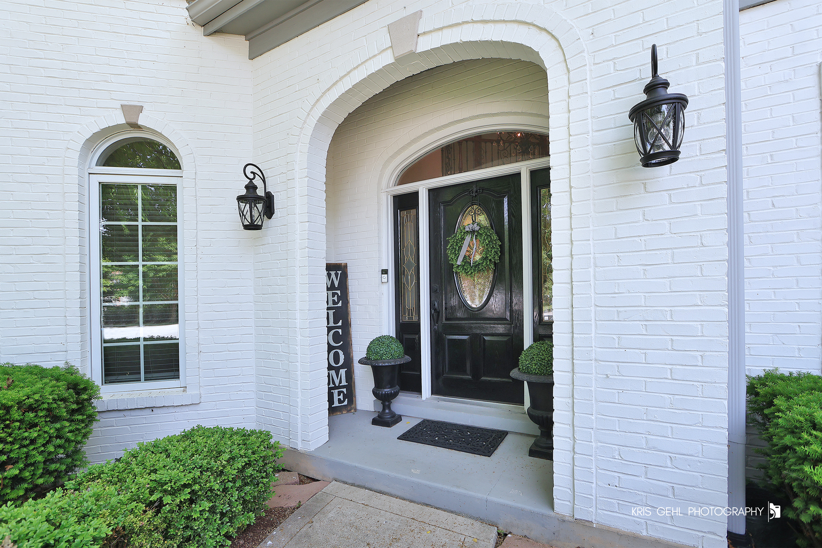 Property Photo:  2515 Thurston Court  IL 60502 