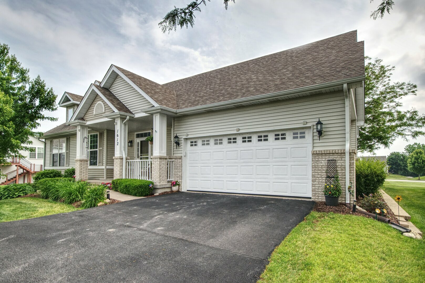 1612 Augusta Lane  Shorewood IL 60404 photo