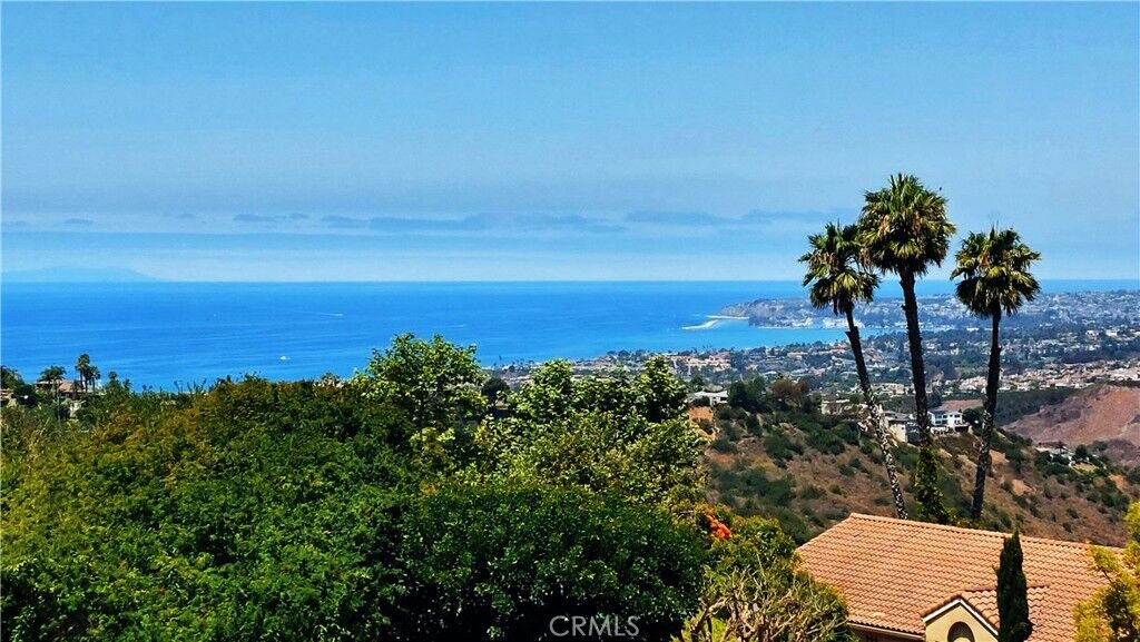 Property Photo:  40 Paseo Alba  CA 92672 