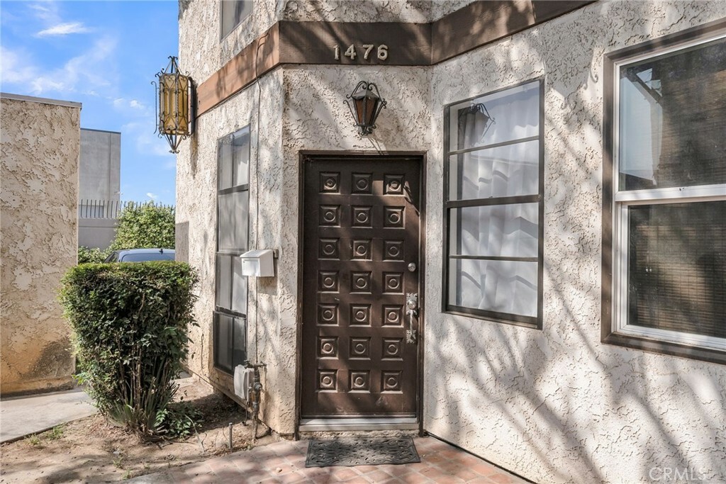 Property Photo:  1476 Everton Place  CA 92507 