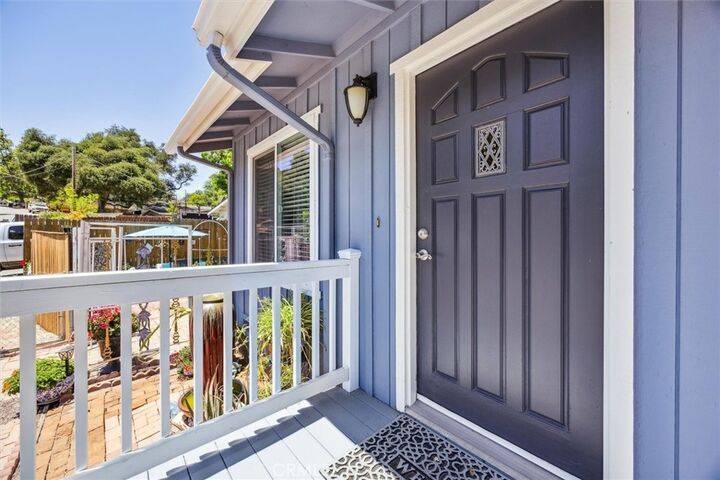 Property Photo:  4898 Estrada Avenue  CA 93422 