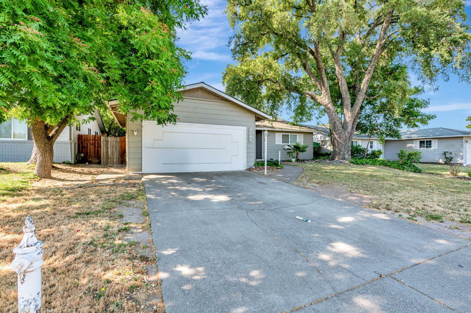Property Photo: 5140 Rambler Way CA 95841