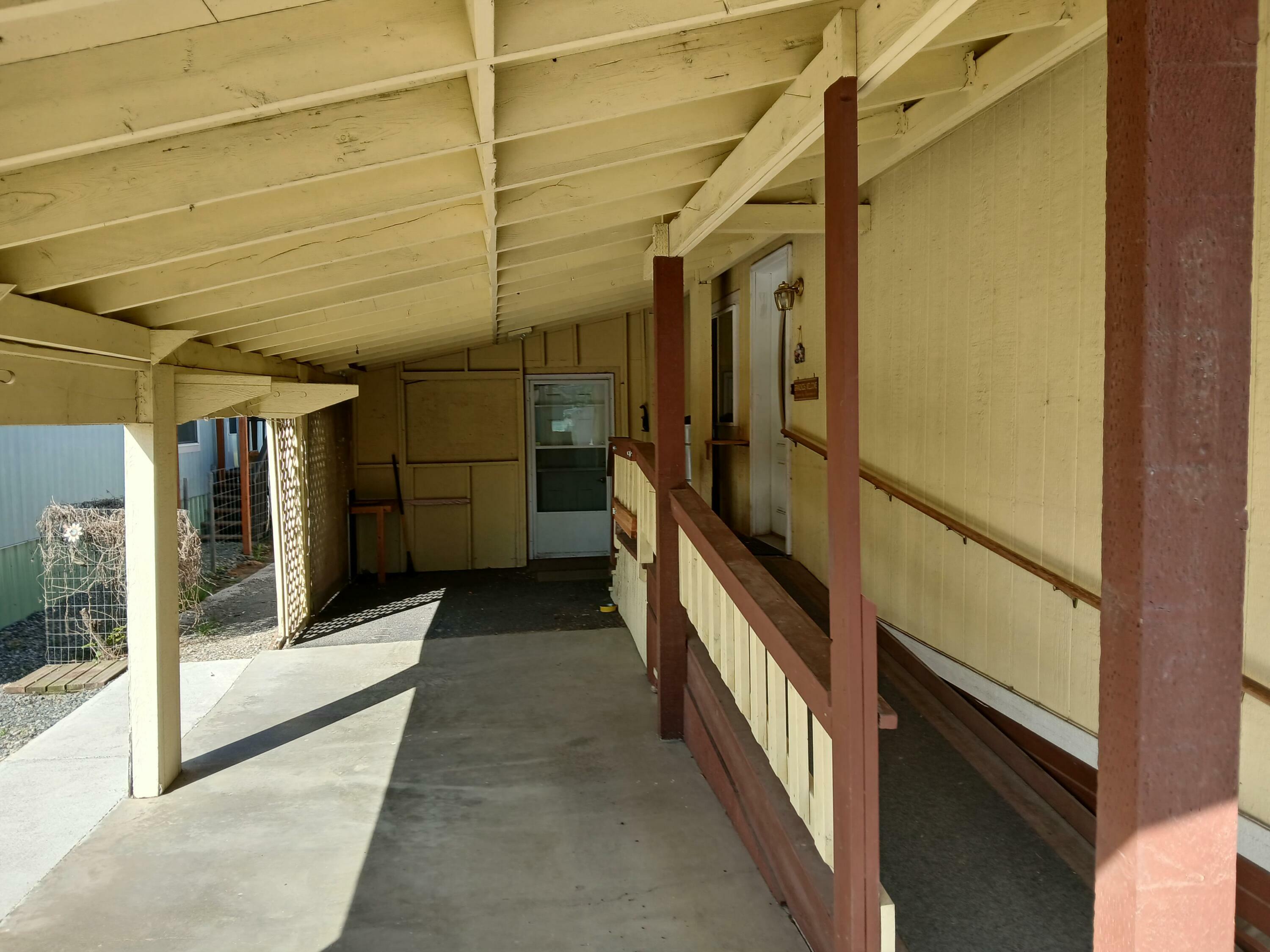 Property Photo: 1060 S Main St WA 99114